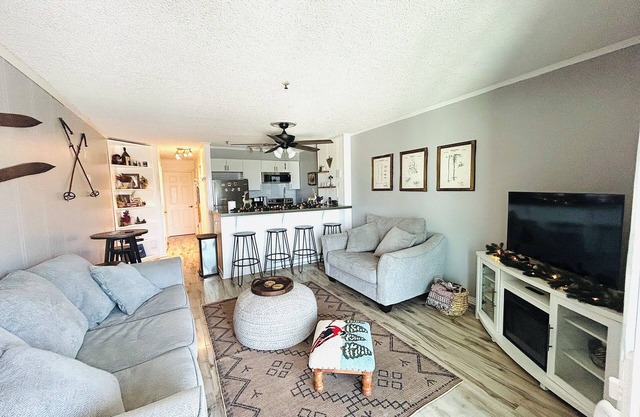 Your Perfect Mountain Getaway at Snowcrest Condos with Hot Tubs!