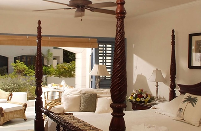 Your Perfect Tropical Getaway in Caribbean! Contemporary Unit w/ View! w/ Pool!
