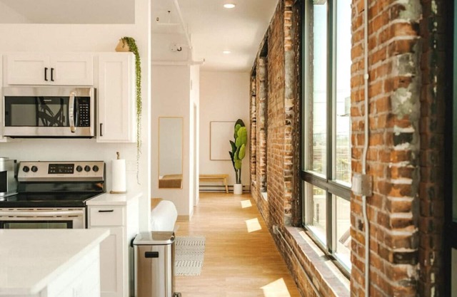 Your private oasis in the heart of Lincoln Park