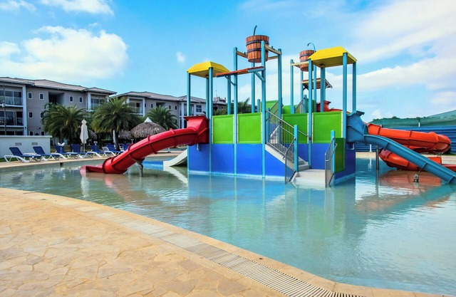 Tu Refugio en Playa Caracol | Ideal para Familias y Parejas