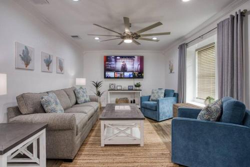 Your Seaside Sanctuary on Ocean Drive Awaits