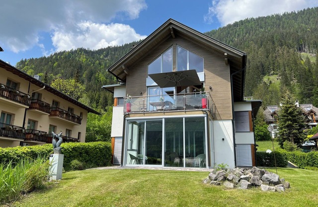 Your very special holiday location - Our FerienSuite DeLuxe HEXE Weissensee