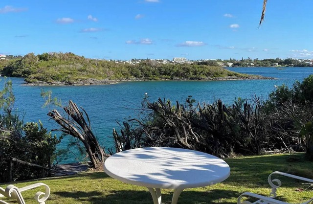 Yours apartment in Bermuda