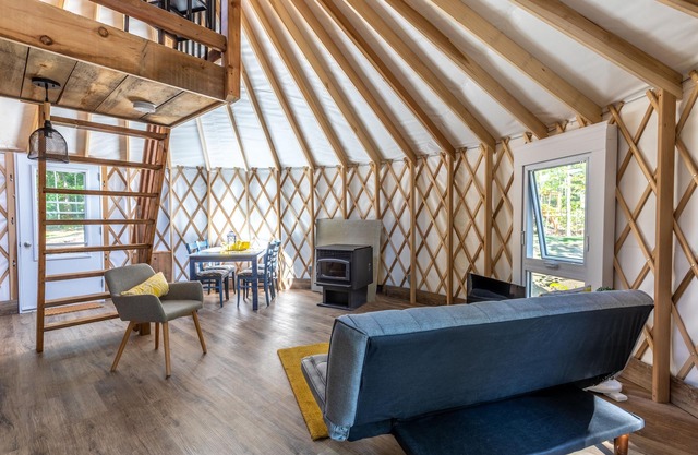 Yourte de luxe la perdrix