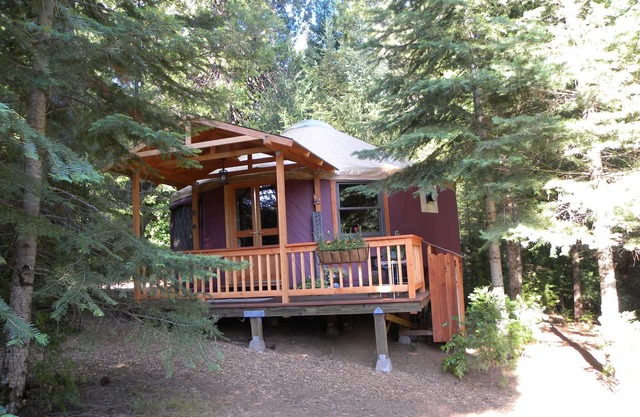 Yurt en un hermoso rancho de Alpaca