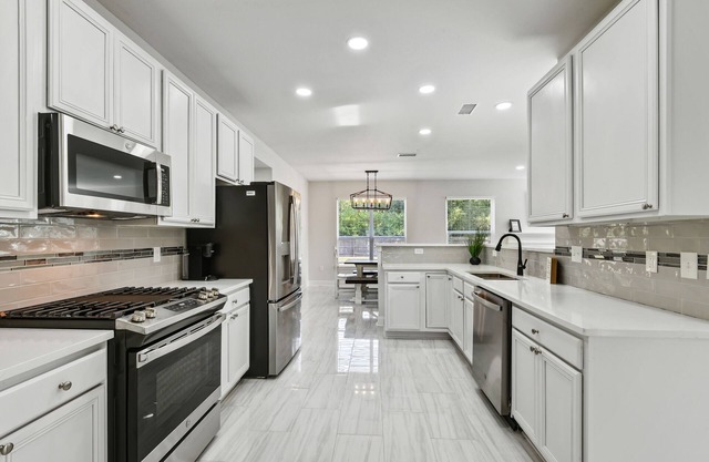 Zachary, LA - close to Golf course, parks and schools. minutes from Baton Rouge