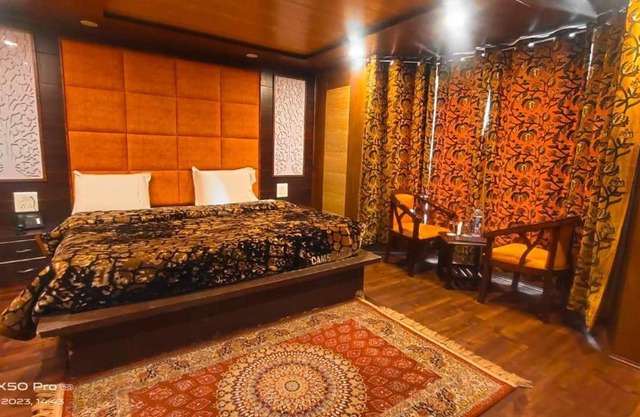 ZAHGEER GULMARG