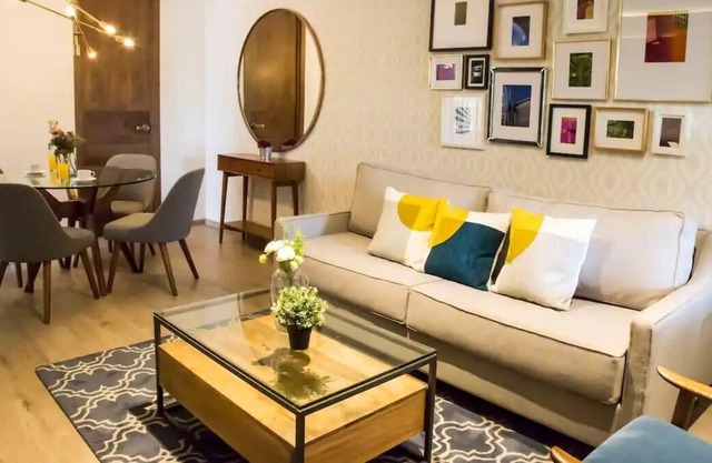 Zamorana I Modern 1-BR with Cozy Deck in Condesa