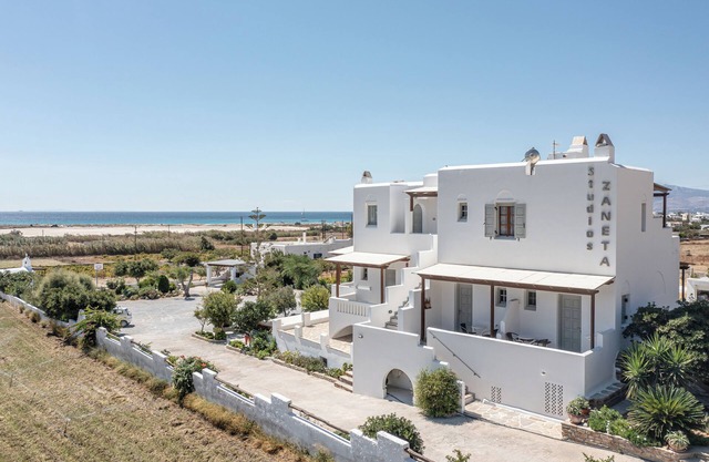 Zanneta Apartments and Suites