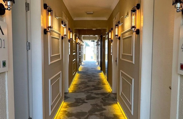 ZEBRA OTEL BUCA