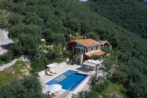 Zeitouni Lodge
