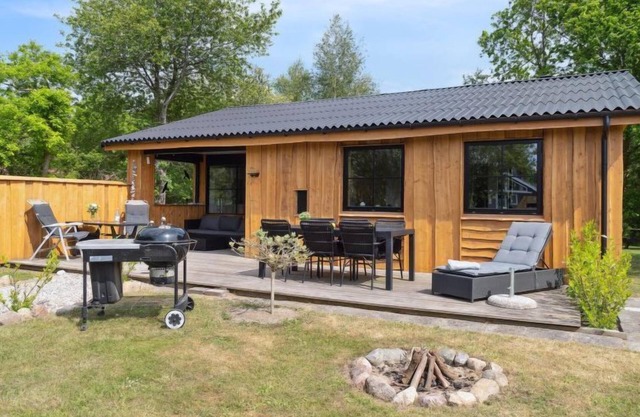 "Zekine" - 700m from the sea by Interhome