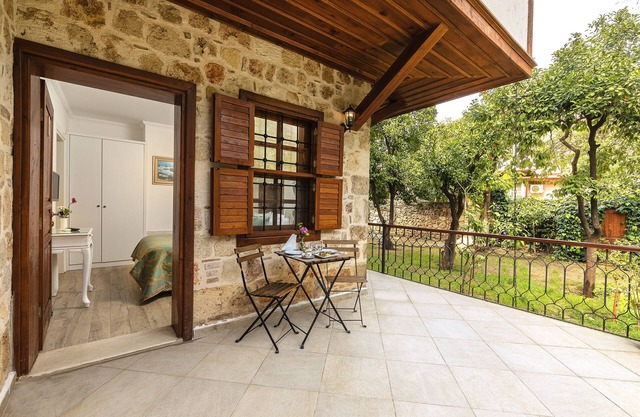 Zemira Garden Hotel