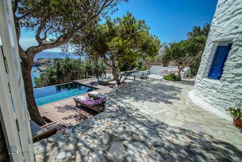 Zen Blue Suites - Luxury, Nature, and Harmony in Kea