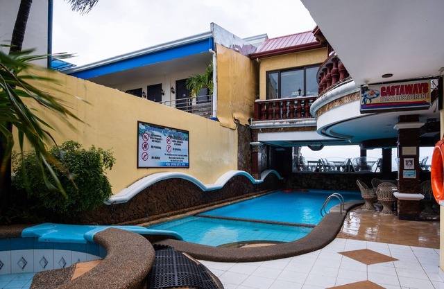 ZEN Rooms Palm Tree Olongapo