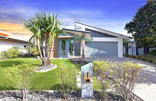 Zenhouse Prestige: Modern ~ Stylish ~ Private Lawn