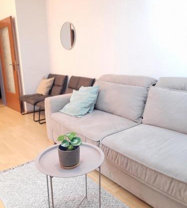 Zentrale 2 Zimmer-Wohnung mit Balkon