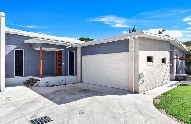 Zephyr Bayside Villas 4 bed