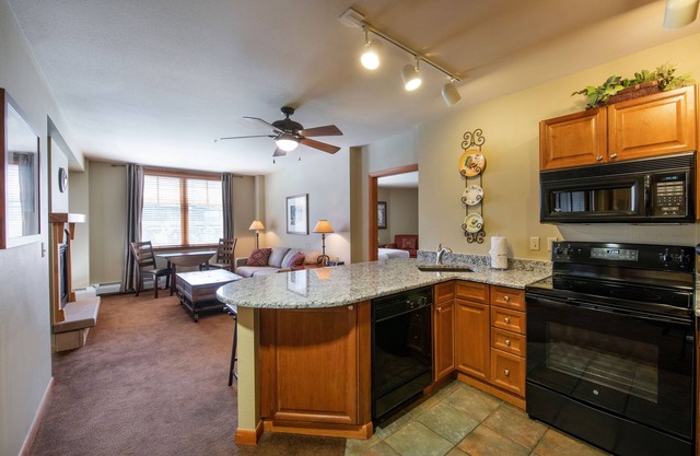 Zephyr Mountain Lodge, Condo | 2 Bedroom (Select-Rated Condo 1316)