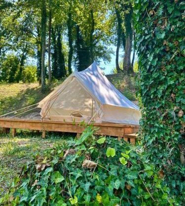 Zeta River Glamping