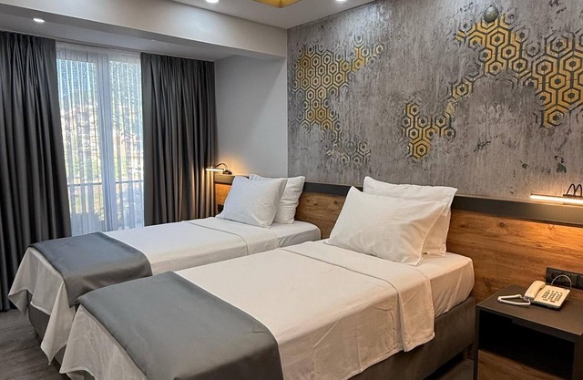 Zeus Otel