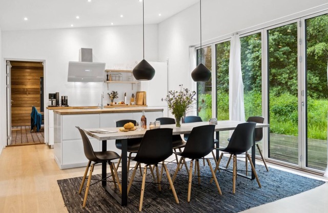 "Zezilie" - 500m from the sea by Interhome