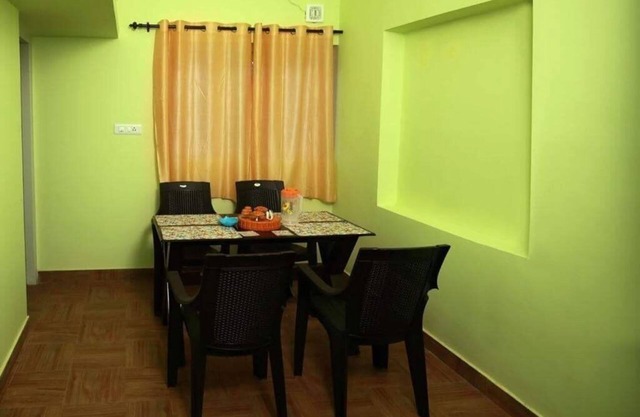 Villa Zicilys Garden Home stay and service (Villa de servicio)