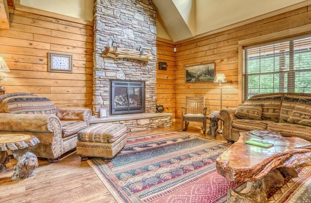 Zigzag Mountain Lodge, family getaway, fireplace, BBQ, hot tub, dog friendly