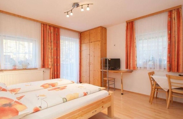 Zimmer 1 "familienzimmer" - Gasthof Lug ins Land