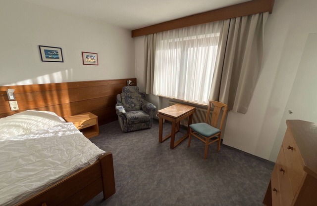 Zimmer 10 / 1bett Ohne Balkon - Pension Alpina
