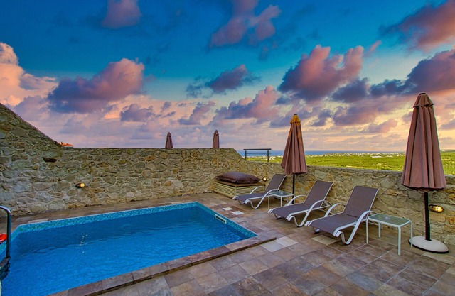 ZINNIA VILLA THEO HOTEL