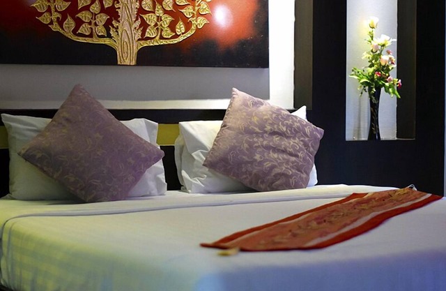 Zip Lounge & Apartments