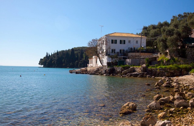 Zoulis Athina: Apartamento de dos habitaciones a pocos pasos de la playa