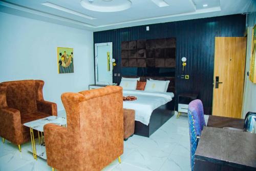 Zubani Hotel & Suites