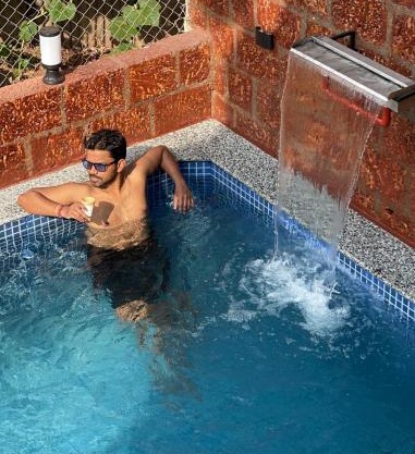 Zuluk Poolside Luxury Homestay with Swimming Pool