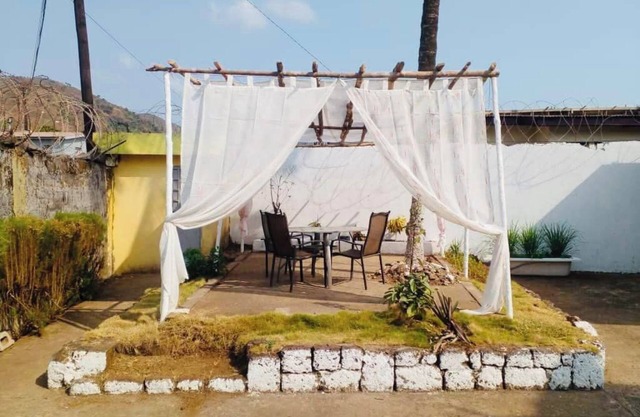 ZUNOX GUEST HOUSE