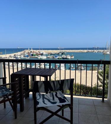 Zygi Beachfront Retreat!