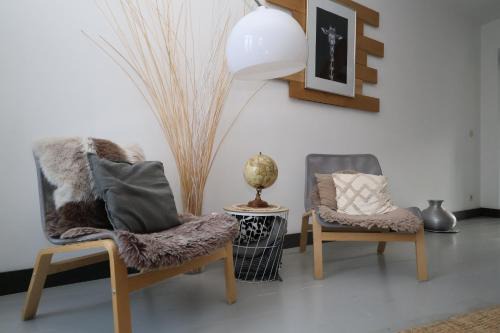 Leffe Casa | À deux PATENIER de Dinant