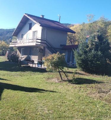 Zlatitsa Casa | Вила "до Гората"