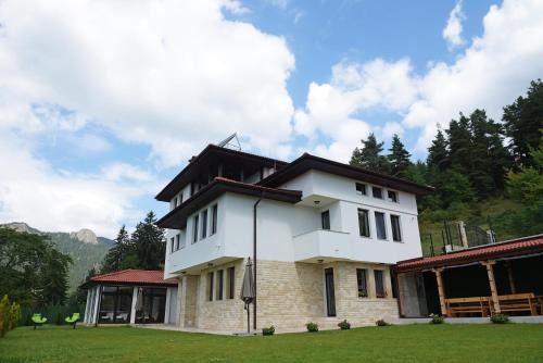 Smolyan Villa | Вила Релакс