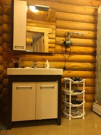 Dzerzhyns'kyi District Casa | Гостевой домик с баней в лесу!