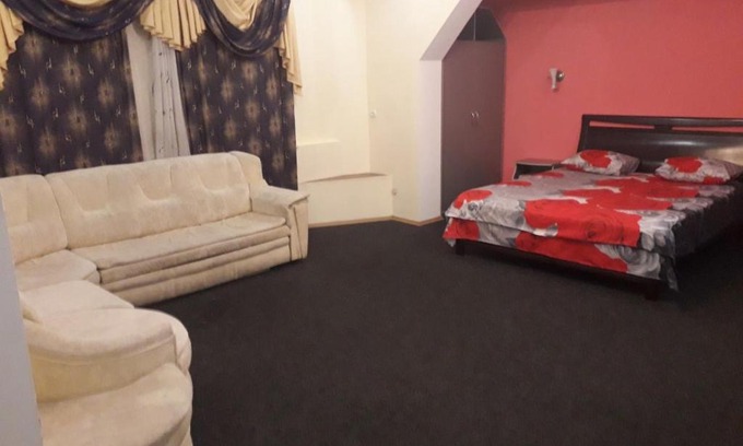 Zaporozhye Cama Y Desayuno | Гостиничный комплекс ДЖАН