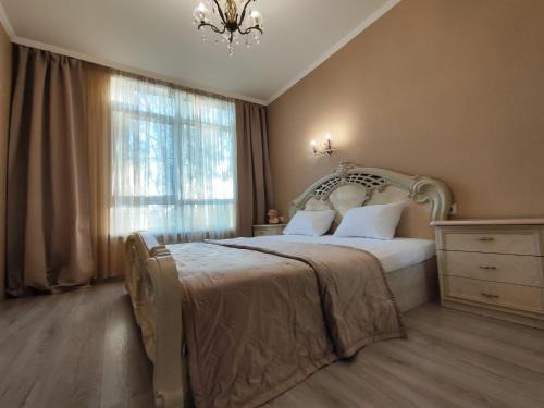Desnyans'kyi District Apartamento | Двокімнатна , Троєщина, район 2, ТЦ район