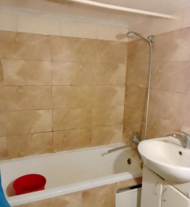 Klavdiyevo-Tarasove Apartamento | Комната