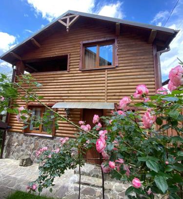 Yaremche Casa | Котедж Гірський