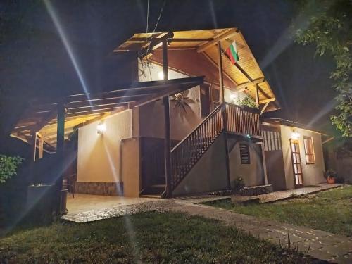 Ribaritsa Hotel | Къща за гости Аврамови