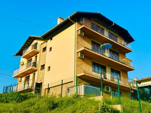 Batak Casa | Къща за гости Sunrise - Батак