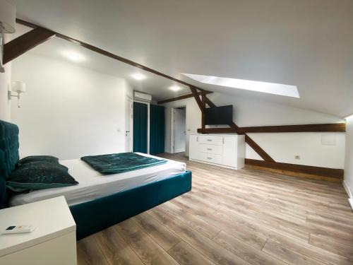 Kosuv Stary Apartamento | Мансардні апартаменти в центрі міста