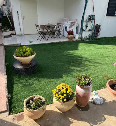 Qiryat Shemona Apartamento | יחידת דיור חדשה עם גינה ומקלט - היחידה בגליל