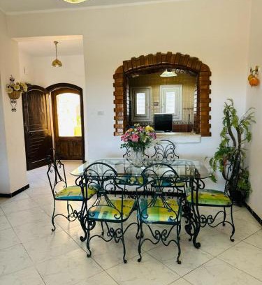 Al Alamayn Chalet De Esquí | شاليه مارينا 4 الساحل الشمالي